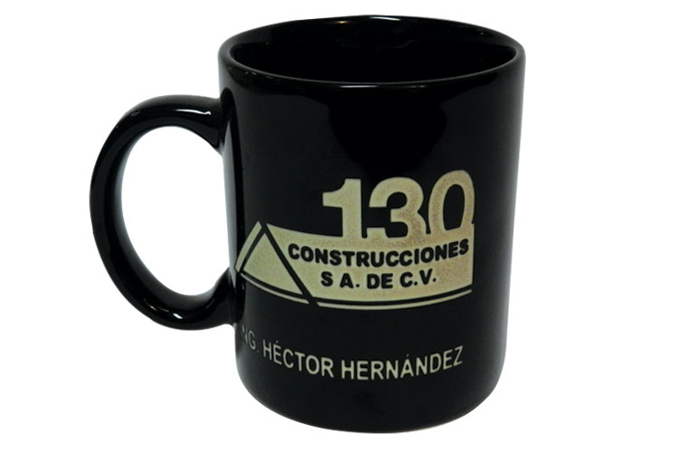 Taza grabada